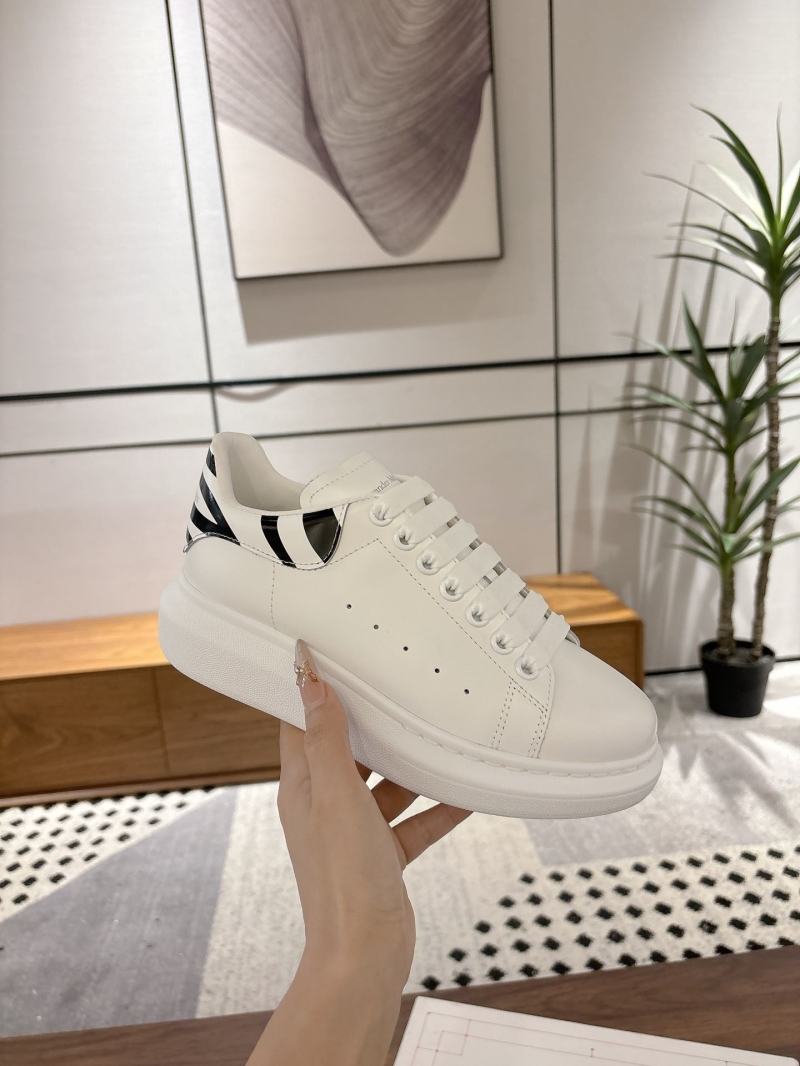 a1exa*der Mcqv*en sneakers